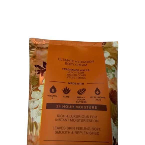 Bath & Body Works Fall in Bloom Ultimate Hydrating Body Cream-NEW-Retail $16 - Picture 2 of 3